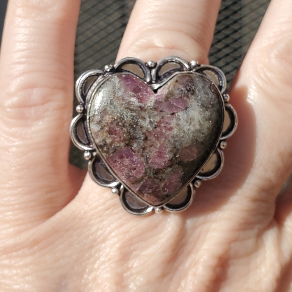 New Heart Shaped Pink Tourmaline 925 Silver Ring. - Picture 8 of 11